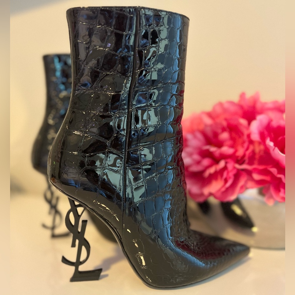 38.5 YSL Booties